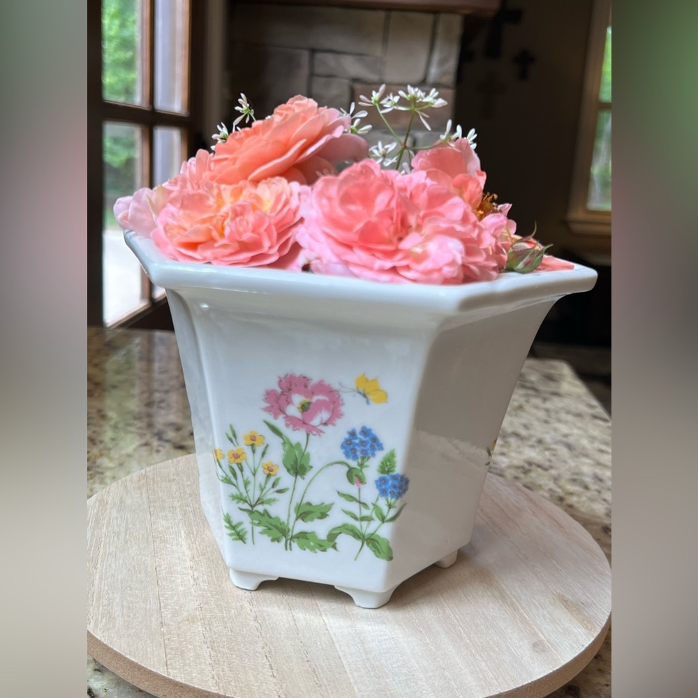 Vintage white butterfly floral motif hexagon shaped flower pot planter